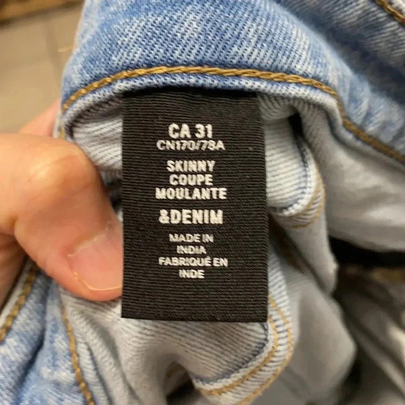 $2 for 40 H&M Skinny Stress Pants for Men - Picture 5 of 5